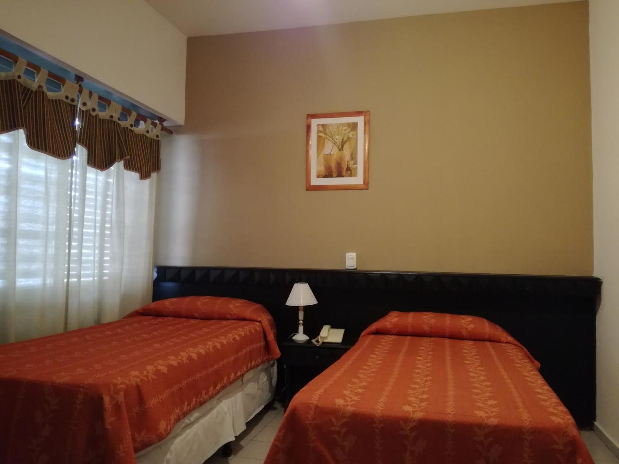 Hotel Crystal Neuquen Ngoại thất bức ảnh